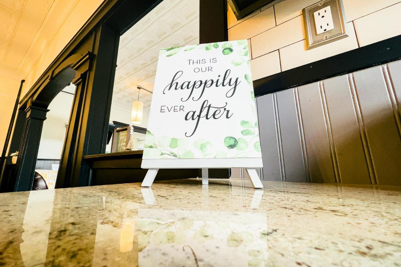 The Pub- 8Br Free Parking, Minutes From Falls & Casino Ниагарски водопад Екстериор снимка