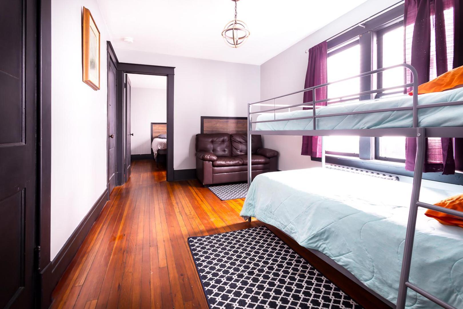 The Pub- 8Br Free Parking, Minutes From Falls & Casino Ниагарски водопад Екстериор снимка