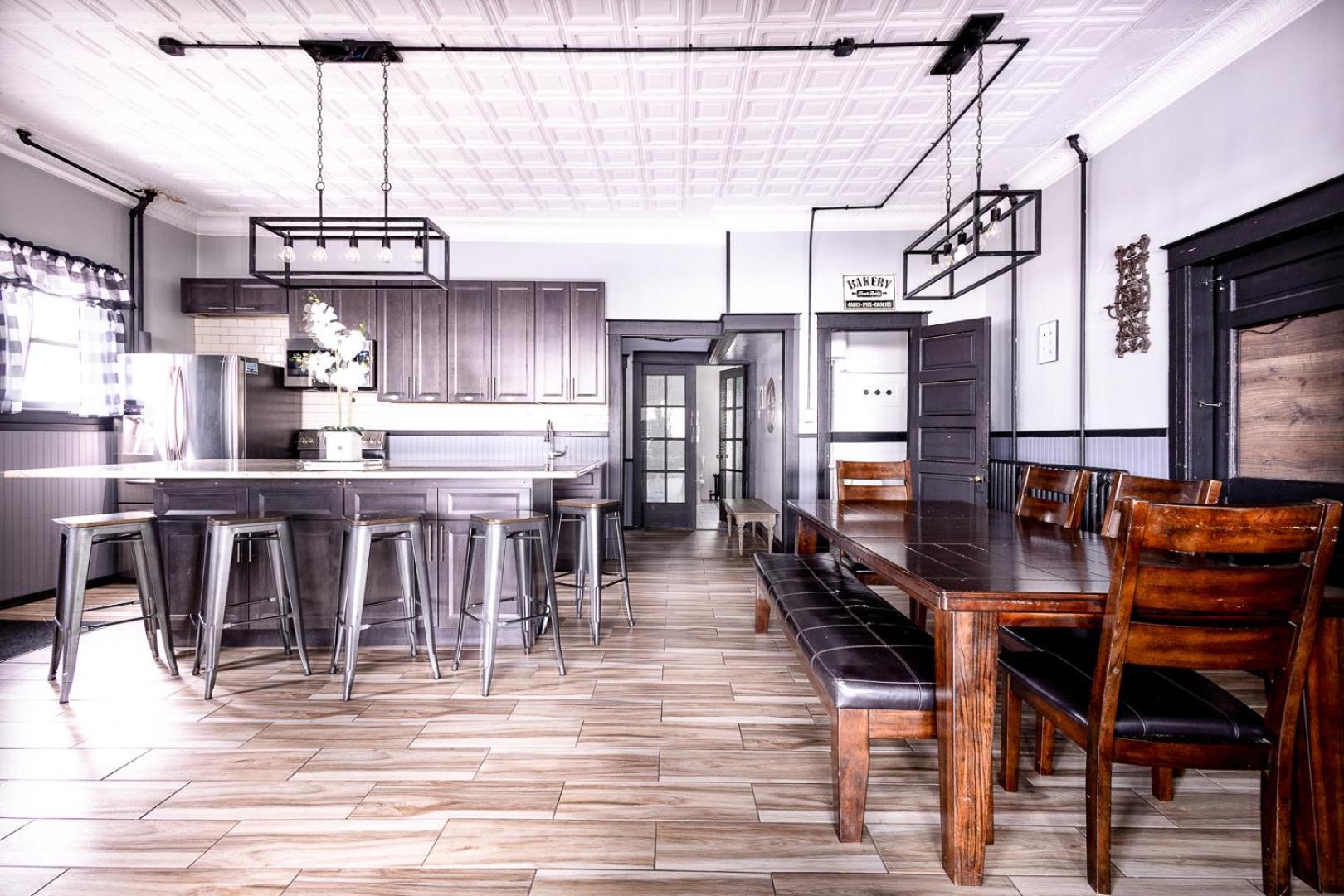 The Pub- 8Br Free Parking, Minutes From Falls & Casino Ниагарски водопад Екстериор снимка